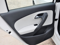 2014款 1.6L 自动 舒适版
