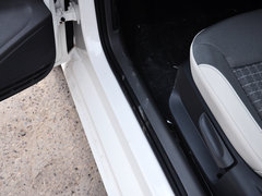2014款 1.6L 自动 舒适版