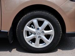 2012款 1.5L 手动 标准版标准型 5座