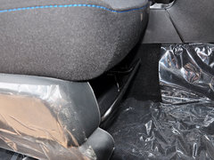 2012款 1.3L 手动 标准版基本型 5座