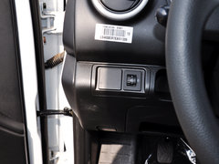 2012款 1.3L 手动 标准版基本型 5座