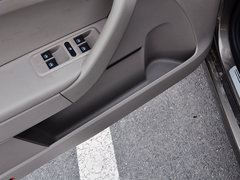 2014款 1.4TSI DSG 魅影版 5座
