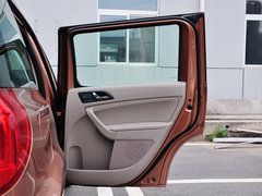 2014款 1.4TSI DSG 魅影版 5座