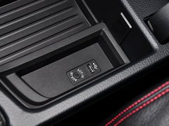 2014款 420i Gran Coupe 设计套装型