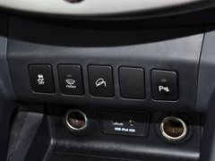 2014款 2.0T 手动 领航版 5座