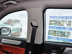 2014款 2.0T 手动 领航版 5座