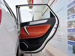 2014款 2.0T 手动 领航版 5座