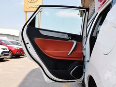 2014款 2.0T 手动 领航版 5座