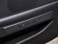 2014款 528Li 领先型