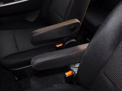2014款 330 1.5L 手动 基本型DK15