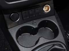 2014款 330 1.5L 手动 基本型DK15