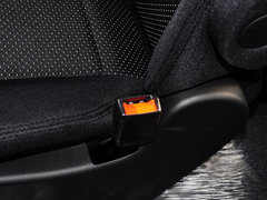 2014款 330 1.5L 手动 基本型DK15