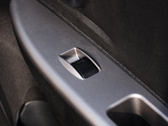 2014款 330 1.5L 手动 基本型DK15