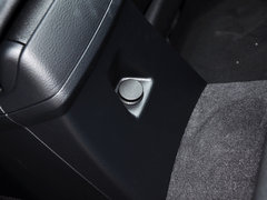 宝马X1 2014款 sDrive18i 领先型 5座
