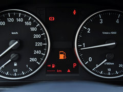 2014款 sDrive18i 领先型 5座