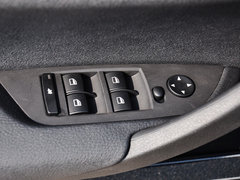 宝马X1 2014款 sDrive18i 领先型 5座