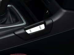 2014款 sDrive18i 运动设计套装 5座