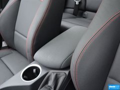 宝马X1 2014款 sDrive18i 运动设计套装 5座