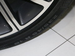 2014款 1.6T 自动 豪华版深色风格