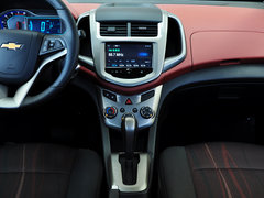 2014款 两厢 1.6SX 自动 风尚版
