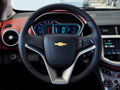2014款 两厢 1.6SX 自动 风尚版