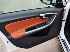 2015款 2.0T 自动 T5 智驭版