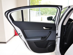 2014款 1.6L 自动 致悦增强型