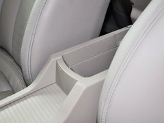 标致408 2014款 1.6T 自动 至尊版