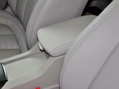 标致408 2014款 1.6T 自动 至尊版