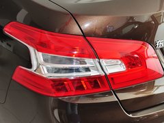 标致408 2014款 1.6T 自动 至尊版