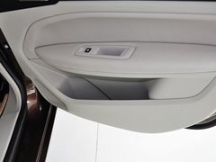 2014款 1.6T 自动 至尊版