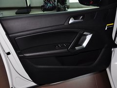 2014款 1.6T 自动 至尊版