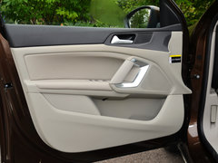 2014款 1.6T 自动 至尊版