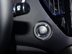 2015款 1.5T 手动 汽油 两驱豪华版