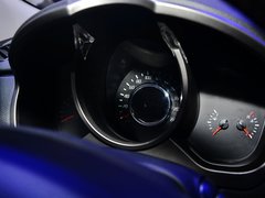 2015款 1.5T 手动 汽油 两驱豪华版