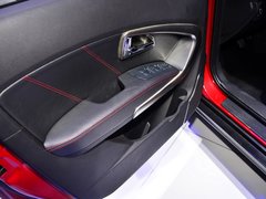 2015款 1.5T 手动 汽油 两驱豪华版