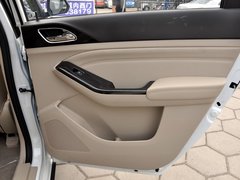 2014款 1.5L 手动 豪华型 7座