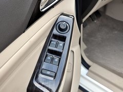 2014款 1.5L 手动 豪华型 7座