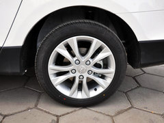 宝骏730 2014款 1.5L 手动 豪华型 7座