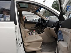 2014款 1.5L 手动 豪华型 7座
