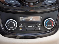 2014款 1.5L 手动 豪华型 7座