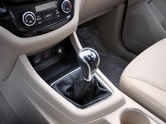宝骏730 2014款 1.5L 手动 豪华型 7座