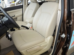 2014款 1.5L 手动 豪华型 7座
