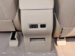 2014款 1.5L 手动 豪华型 7座