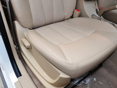 2014款 1.5L 手动 豪华型 7座