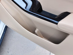 2014款 1.5L 手动 豪华型 7座