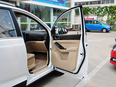 2014款 1.5L 手动 豪华型 7座