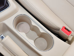 宝骏730 2014款 1.5L 手动 豪华型 7座