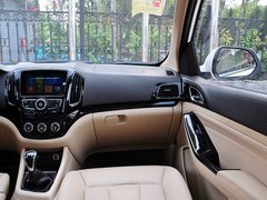 2014款 1.5L 手动 舒适型 7座