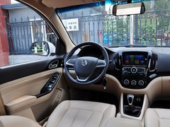 2014款 1.5L 手动 舒适型 7座